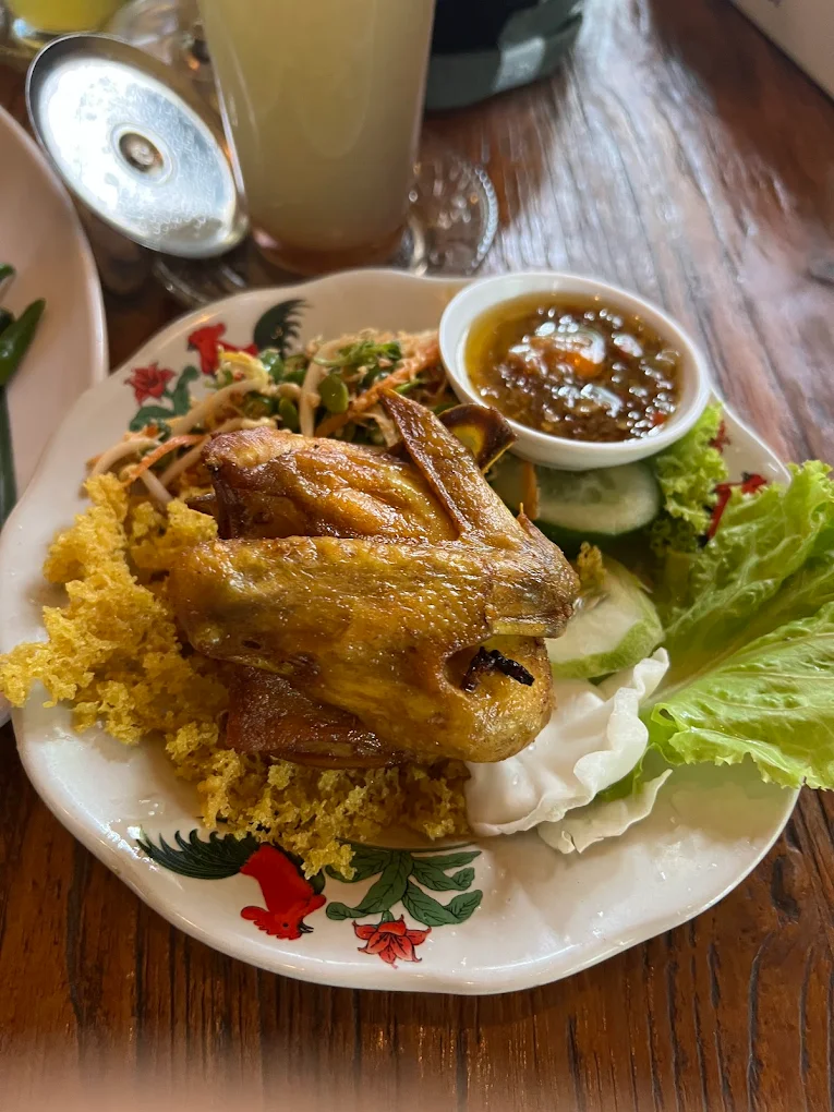 Ayam Goreng Krenyes